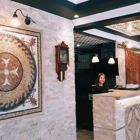 Royal Park Corlu Szálloda *